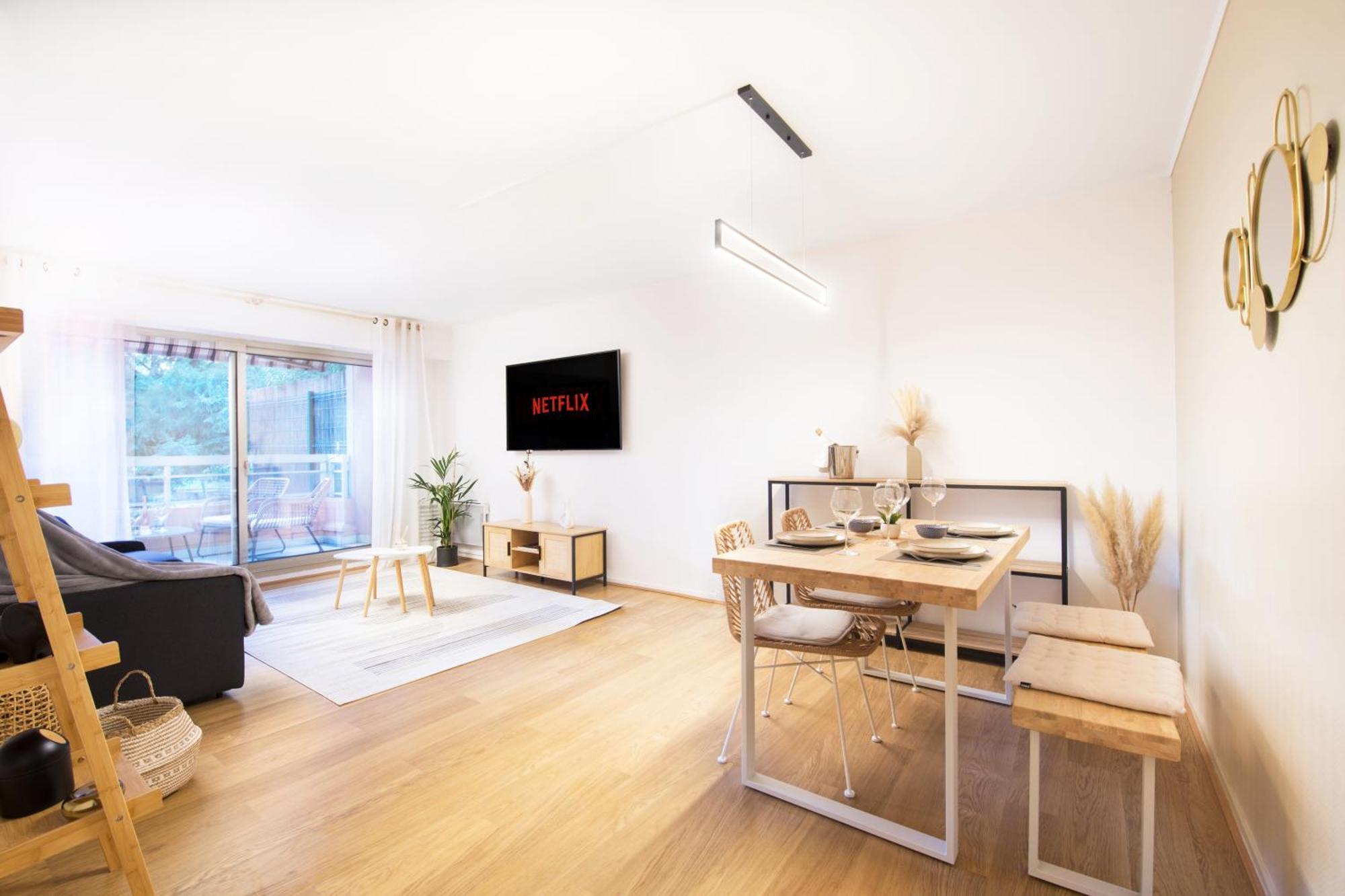 Appartement Renove - Terrasse - Parking - Bm Nice Bagian luar foto