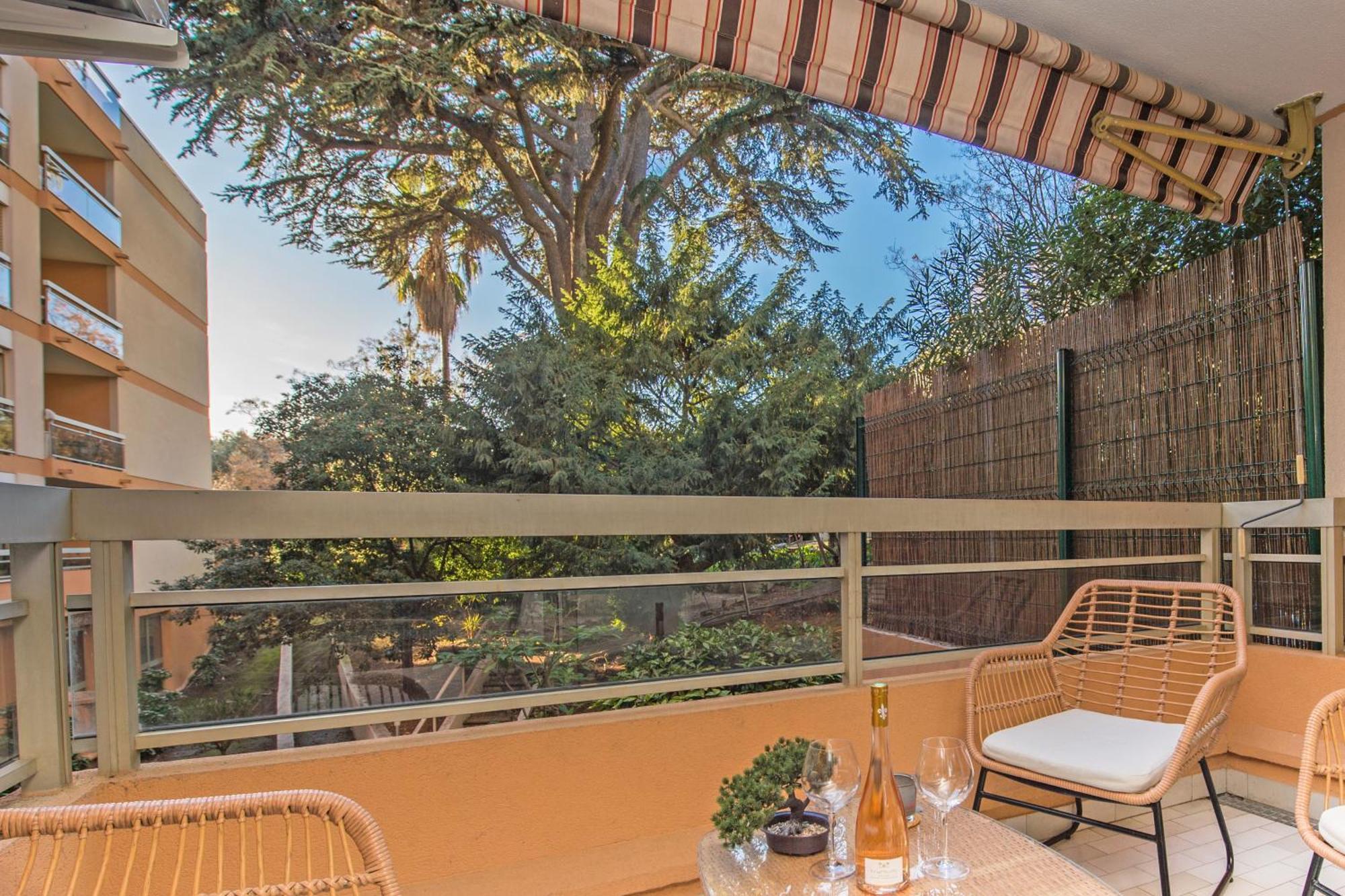 Appartement Renove - Terrasse - Parking - Bm Nice Bagian luar foto